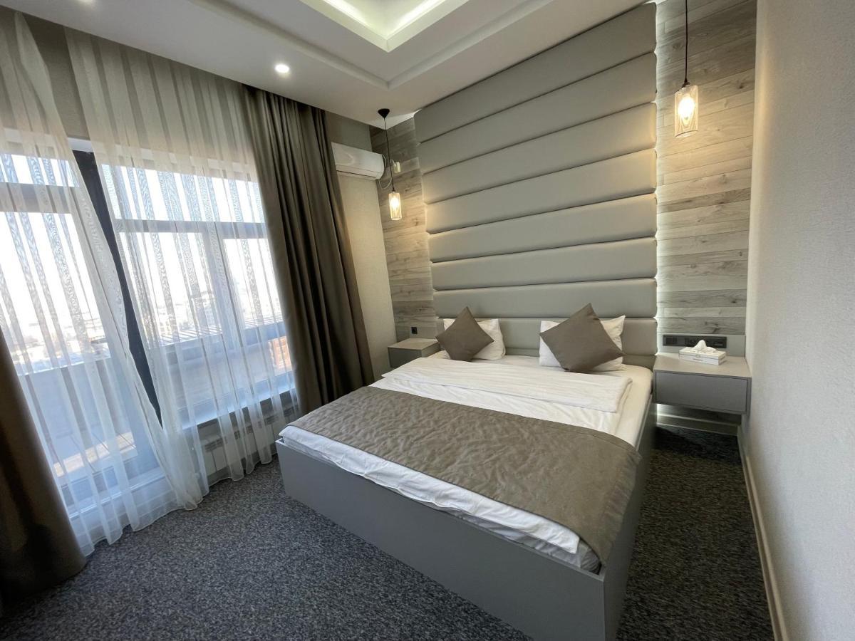 Terrasse Hotel & Bar บิชเคก ภายนอก รูปภาพ
